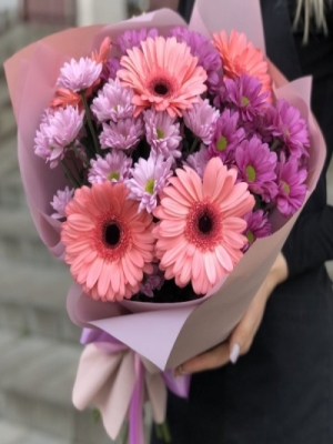  Körfez  - Gerbera ve Kasımpatı Buketi